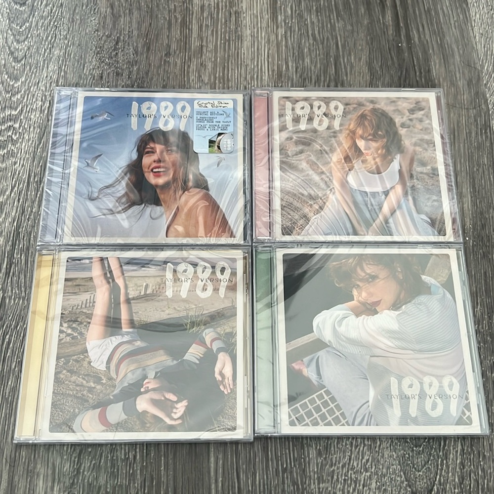 Taylor Swift Taylor’s Version 1989 CD Bundle